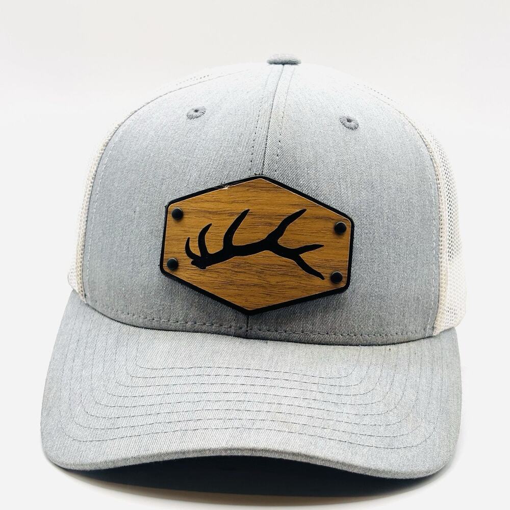 ELK HORNS WOOD PATCH TRUCKER HAT